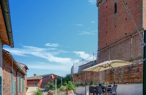 Bettolle Apartment | 2 bedroom nice apartment in Bettolle