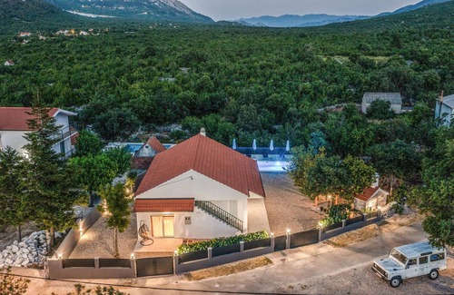 Rascane House | 2 bedroom nice home in Rascane