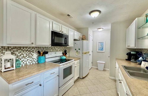 Corolla Condo | 2-Bedroom Pup Friendly Condo - Centrally Located in Corolla!