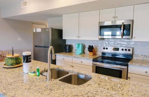 Davenport Condo | 2 Bedroom Retreat at Regal Palms. Watch Disney Fireworks from Balcony!
