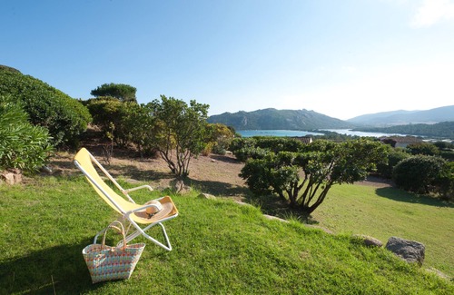 Santa Giulia Villa | 2 bedroom sea view villa - Santa Giulia - Residence with heated swimming pool