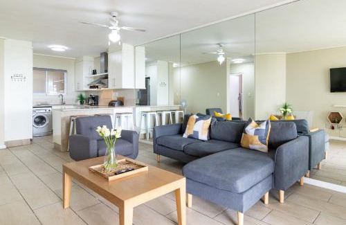 Lagoon Beach Apartment | 2 Bedroom Seaview, Holiday Apartment, Lagoon Beach