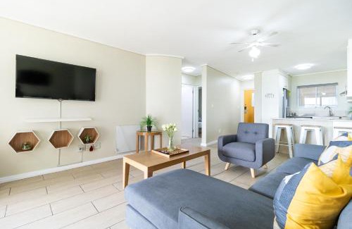 Lagoon Beach Apartment | 2 Bedroom Seaview, Holiday Apartment, Lagoon Beach