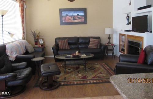 Arizona Traditions Apartment | 2 Bedroom Single family 219859 by Houzlet