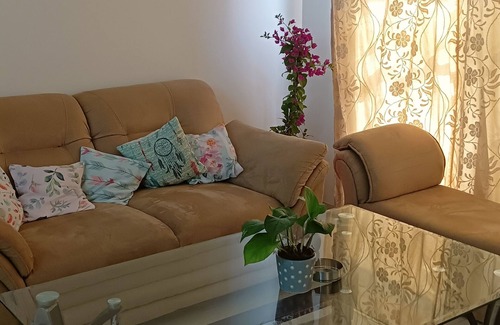 Hadapsar Apartment | 2-bedroom skyhigh apartment in fabulous Pune with AC, fitness room, WiFi
