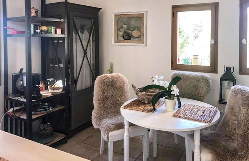 Apt House | 2 bedroom stunning home in Apt