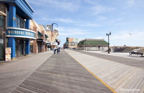 Atlantic City Apartment | 2 Bedroom suite ATLANTIC CITY, NJ, ATLANTIC PALACE. AC OCEAN VIEW