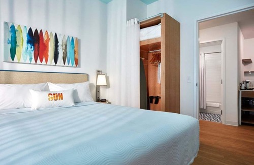 Florida Center Hotel | 2-Bedroom Suite at a Hotel