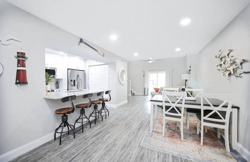 Vilano Beach House | 2 Bedroom Vilano Beach Townhome - 4104