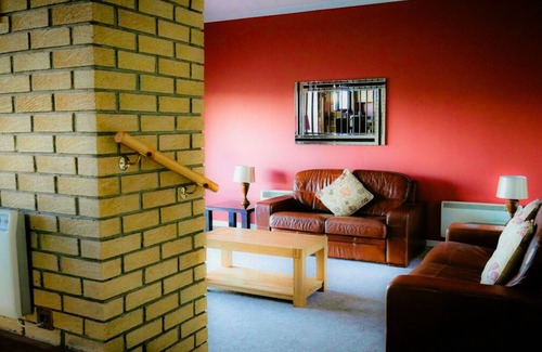 Pittenweem House | 2 Bedroom Villa, Sleeps 6
