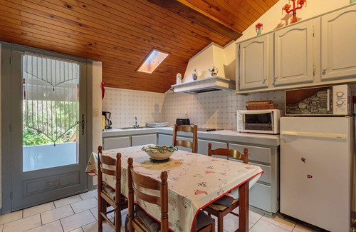 Behobie Apartment | 2 Bedrooms Apartment In Saint Jean De Luz