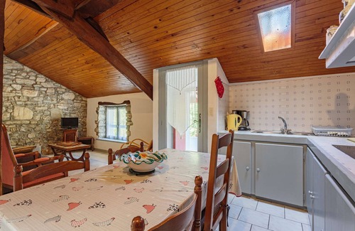 Behobie Apartment | 2 Bedrooms Apartment In Saint Jean De Luz