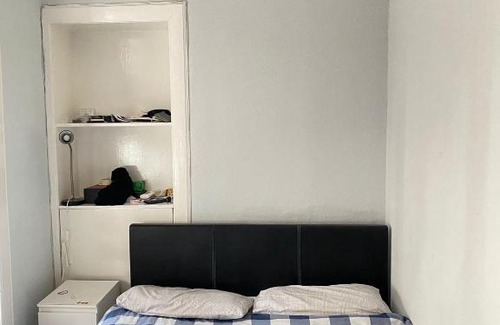 Paisley Apartment | 2 bedrooms Appartment in Paisley COP26