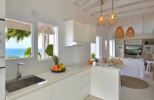 Bouvet Island House | 2 bedrooms house with stunning view .