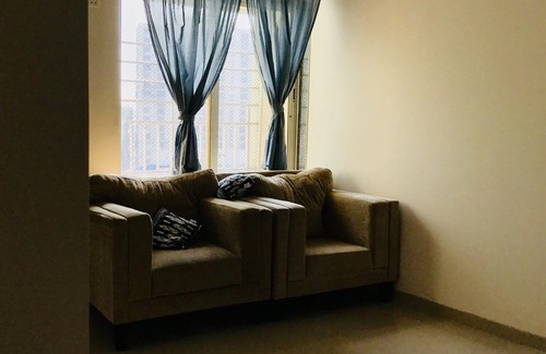 Girgaon House | 2 BHK serviced apartment