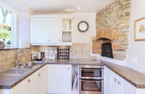 Bittadon Cottage | 2 BITTADON COTTAGES, family friendly, with open fire in Barnstaple