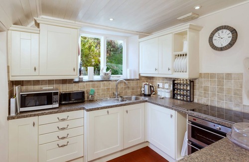 Bittadon Cottage | 2 BITTADON COTTAGES, family friendly, with open fire in Barnstaple