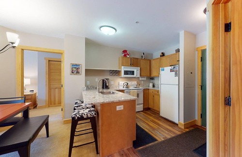 Copper Mountain Village Apartment | 2 BR/2 BA Copper Springs Unit