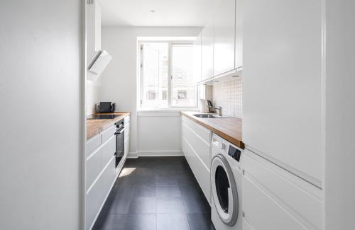 Charlottenlund Apartment | 2-BR apartment w a balcony in Charlottenlund - 192