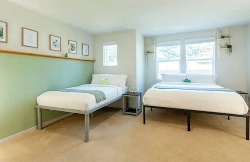 Chico Apartment | 2 Br Apartment w/ Pool+Tanning+Gym+BBQ+Firepit