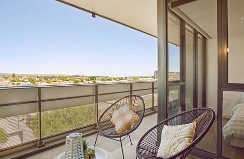 Adelaide Central Business District Apartment | 2 BR Apartment with car parking on Grote Street