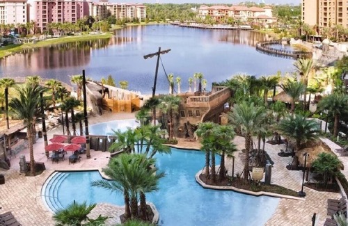 Lake Buena Vista Condo | 2 BR Deluxe Condo BONNET CREEK Club Wyndham Resort, less than 1 mile from Disney