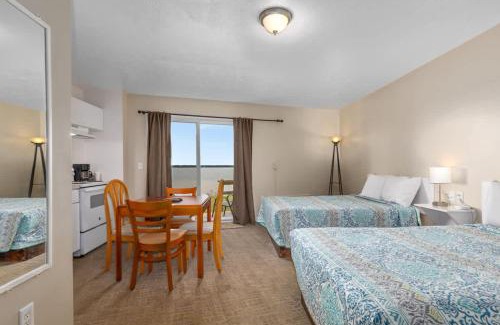 Lake City Hotel | 2 Brand-New Combined Family Studio Apartments