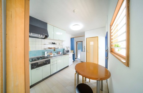 Nakano Cho House | 2 buildings 11 people station square 3 minutes /Takamatsu Kagawa