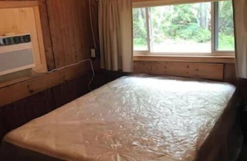 Ellsworth House | 2 Cabins sitting on Branch Lake near Acadia & Bar Harbor