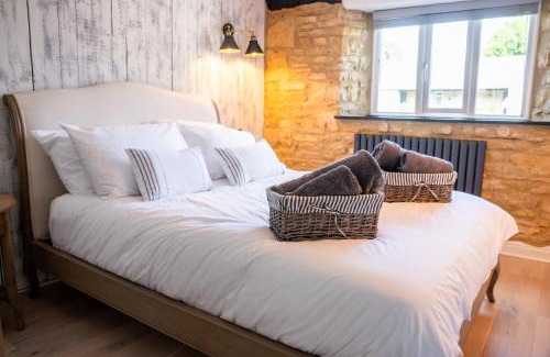 Bourton House | 2 Candlemas Cottage