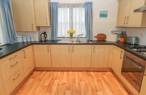 Burry Port Cottage | 2 CHANDLERS YARD, family friendly in Burry Port