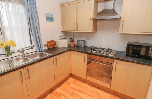Burry Port Cottage | 2 CHANDLERS YARD, family friendly in Burry Port