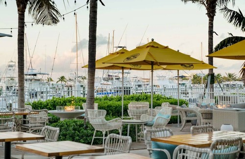 Key West Hotel | 2 Charming Oceanfront Rooms w/Full-Service Marina & Bike Rentals - Pets Welcome