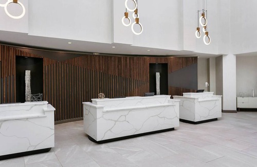 Iselin House | 2 Chic Accommodations w/Restaurant & On-Site Parking! Walking distance to Metro
