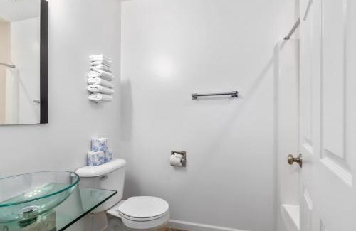 Lake City Hotel | 2 Compact Combined Family Studios