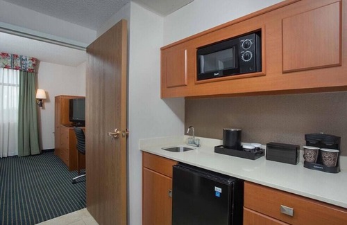 Lexington Hotel | 2 Connecting Suites at a Hotel