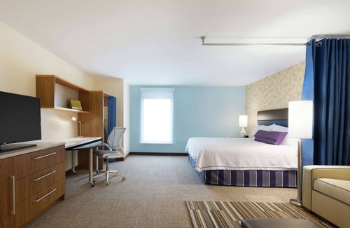 Milwaukee Apartment | 2 Connecting Suites at a Hotel