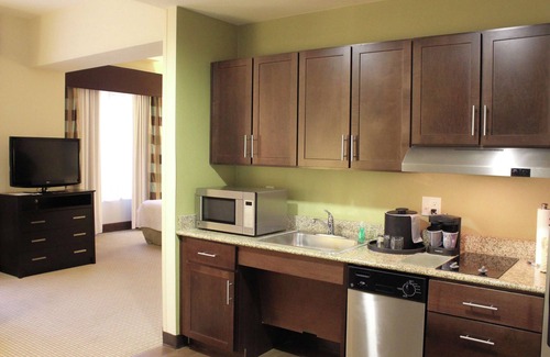 Victoria House | 2 Connecting Suites at a Hotel