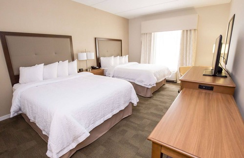 Bairdford Hotel | 2 Connecting Suites at a Hotel