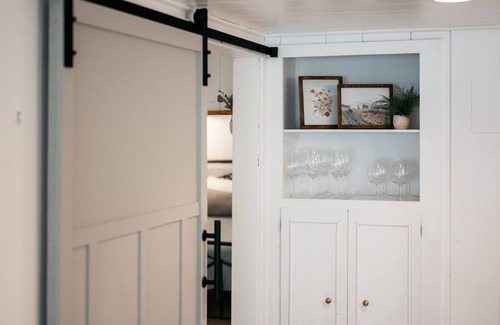 Cedar Cottage | 2 Cozy Waterfront Cottages on Lime Lake