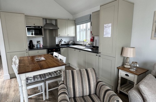 Filey House | 2 Detached Beach Houses - Book as a pair sleeps 8!
