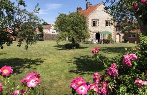 Thornham House | 2 Dix Cottages