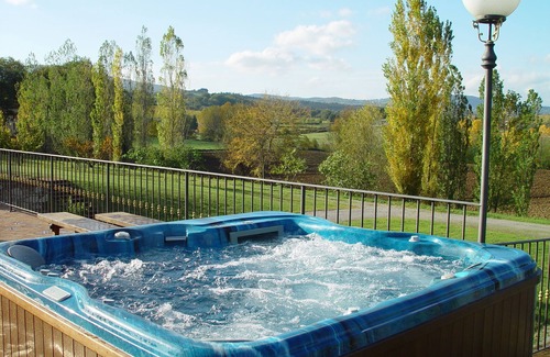 Sarteano Apartment | 2 double bedrooms + 2 extra sofa bed
