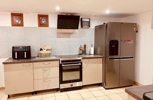 Capdrot House | 2 Gites with Aircon and Private Heated Salt 10x4 Pool - 40 Mins Bergerac