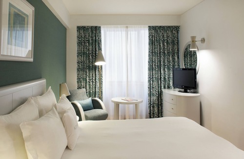 Santo Antonio Hotel | 2 Homely Units at Altis Suites – Close to Avenida da Liberdade! Pets Allowed!