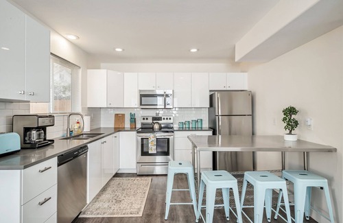 Salt Lake City House | 2 Hot tubs w/adjoining yards for side by side townhomes!