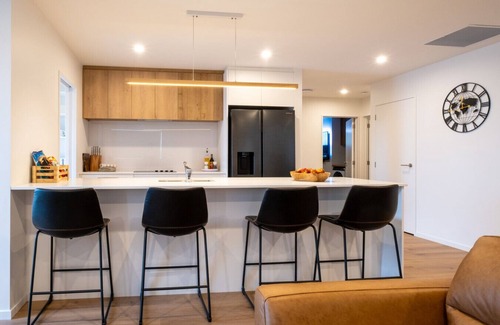 Prebbleton House | 2 Houses | Games Rooms | Walking distance to shops