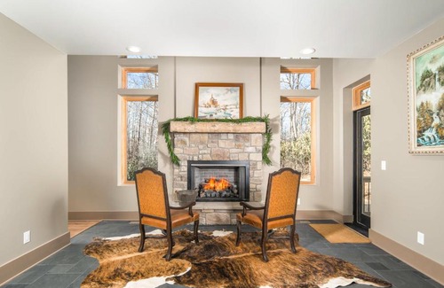 Charter Hills House | 2 Mi to Beech Mtn Resort! 8,000-Sq-Ft Luxe Escape