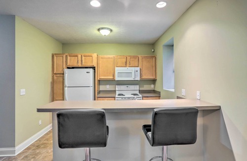 Tremont Apartment | ~ 2 Mi to Downtown - Cozy Cleveland Unit