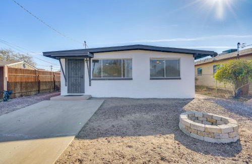 Tucson House | 2 Mi to Dtwn Modern Home with Yard in Tucson!